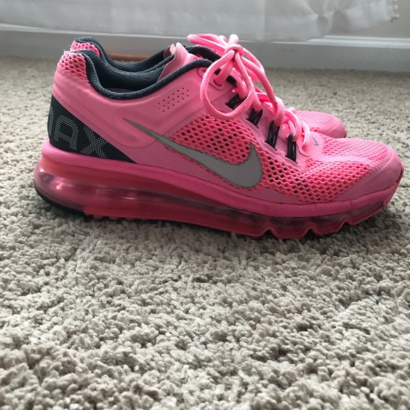 neon pink air max